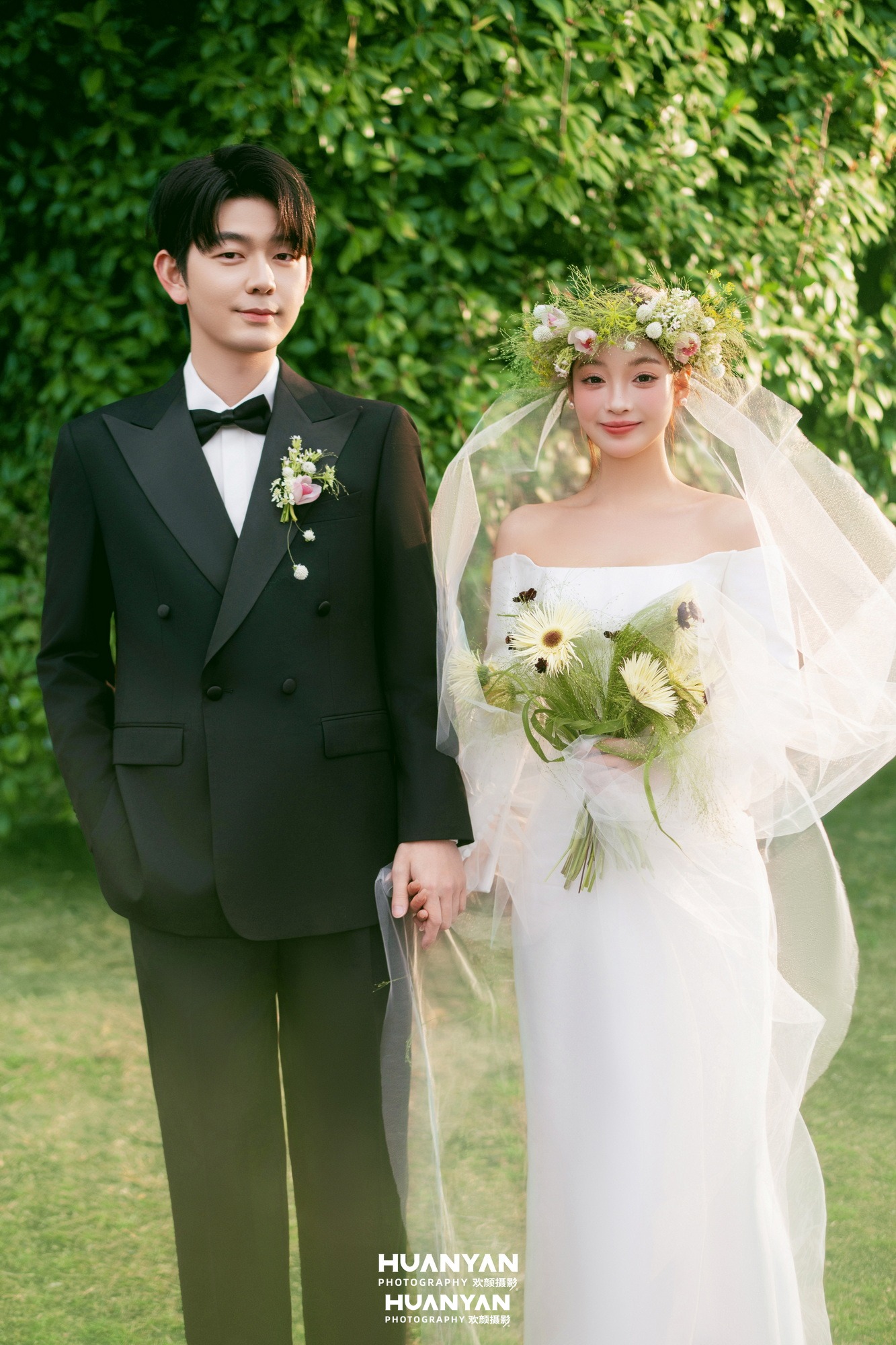 花冠与风：清新自然婚纱照户外自然实拍