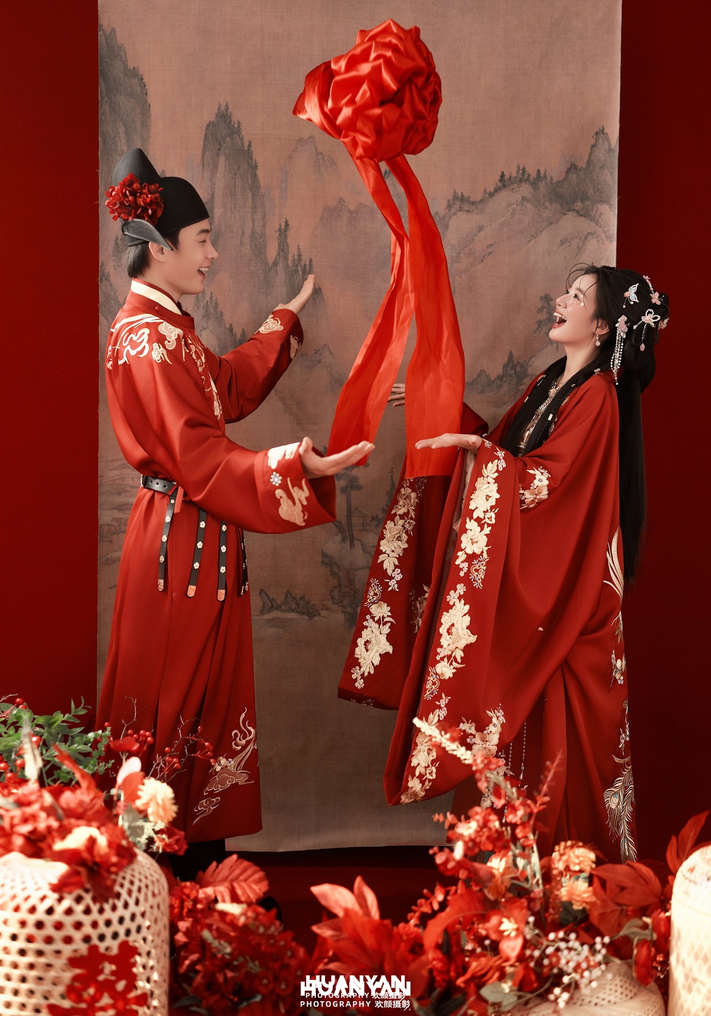 拱手良缘：汉服古装婚纱照室内影棚实拍