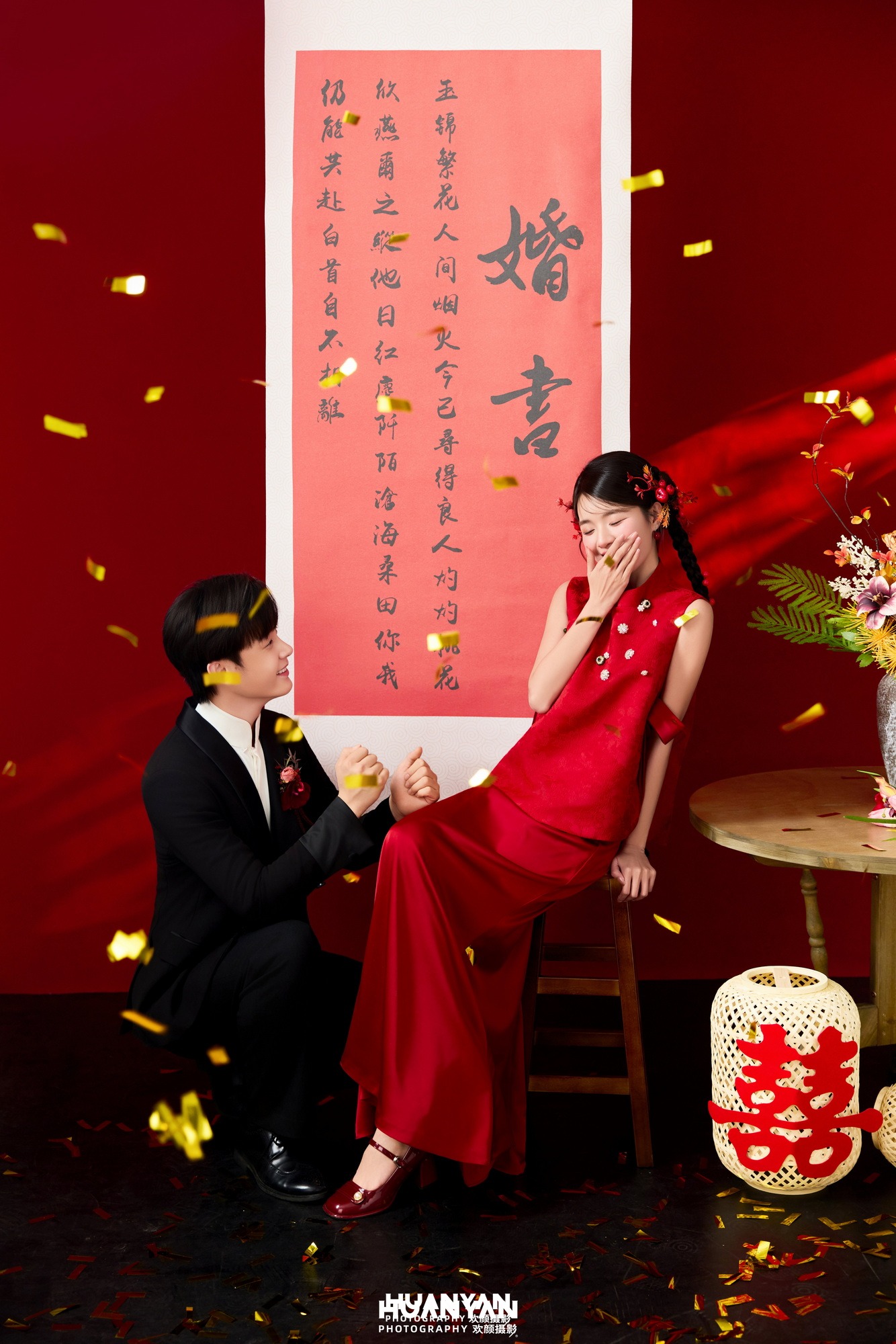 红笺婚书客片第3张｜浪漫唯美婚纱照，摄于室内影棚