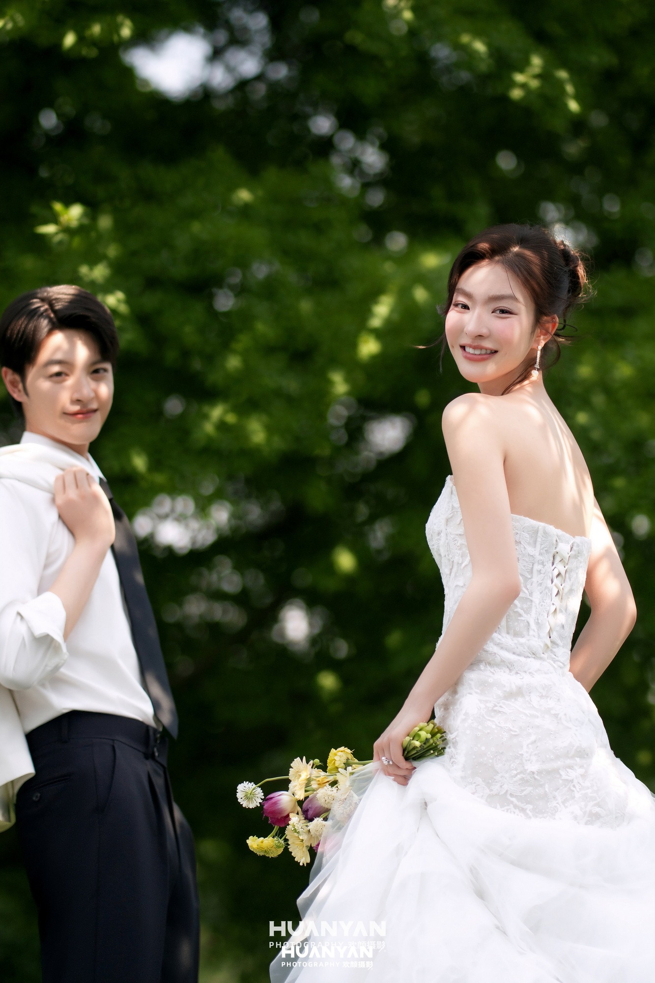 清新自然婚纱照 · 户外自然场景 · 草色新约客片