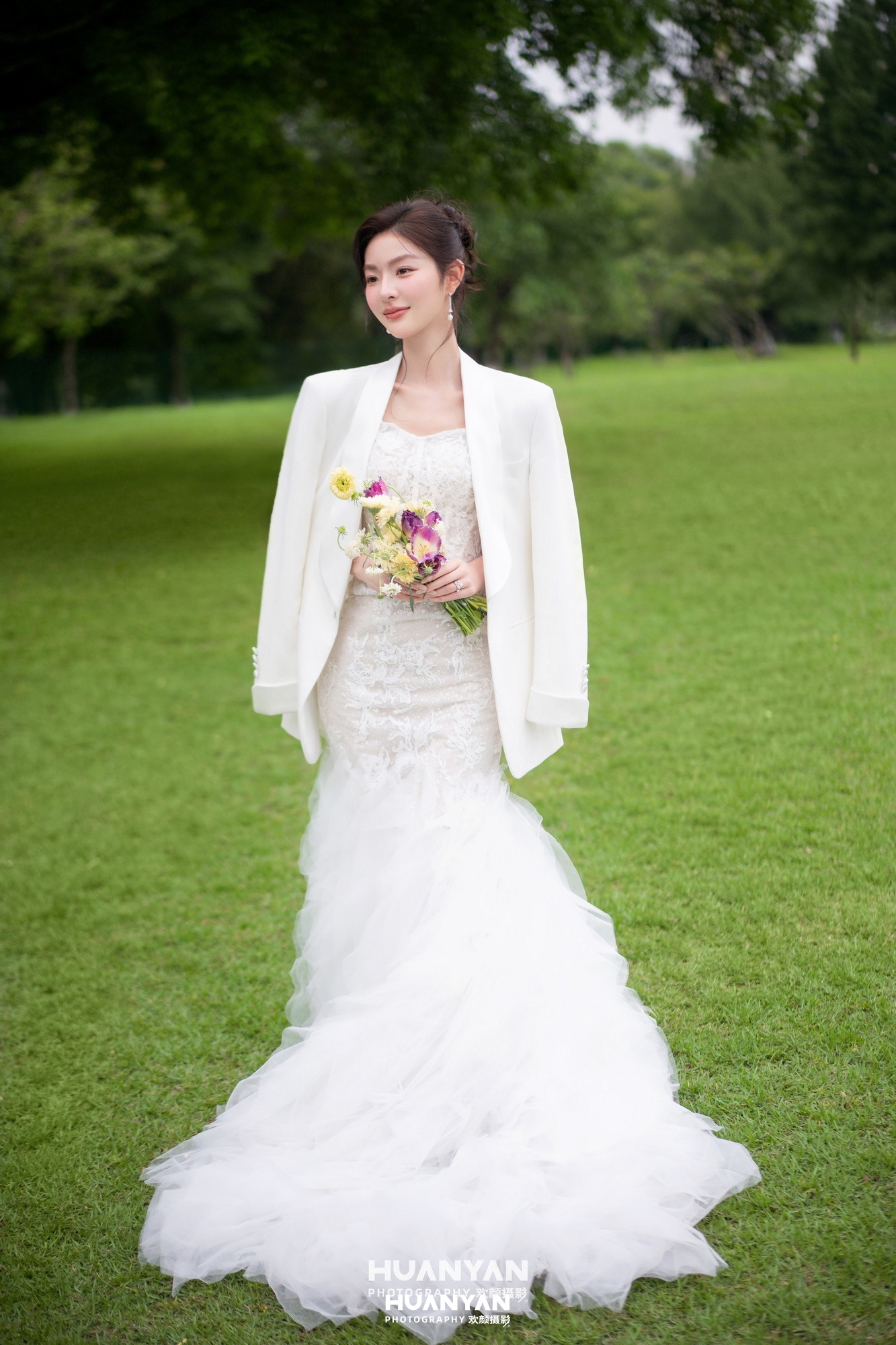 草色新约：清新自然婚纱照户外自然实拍
