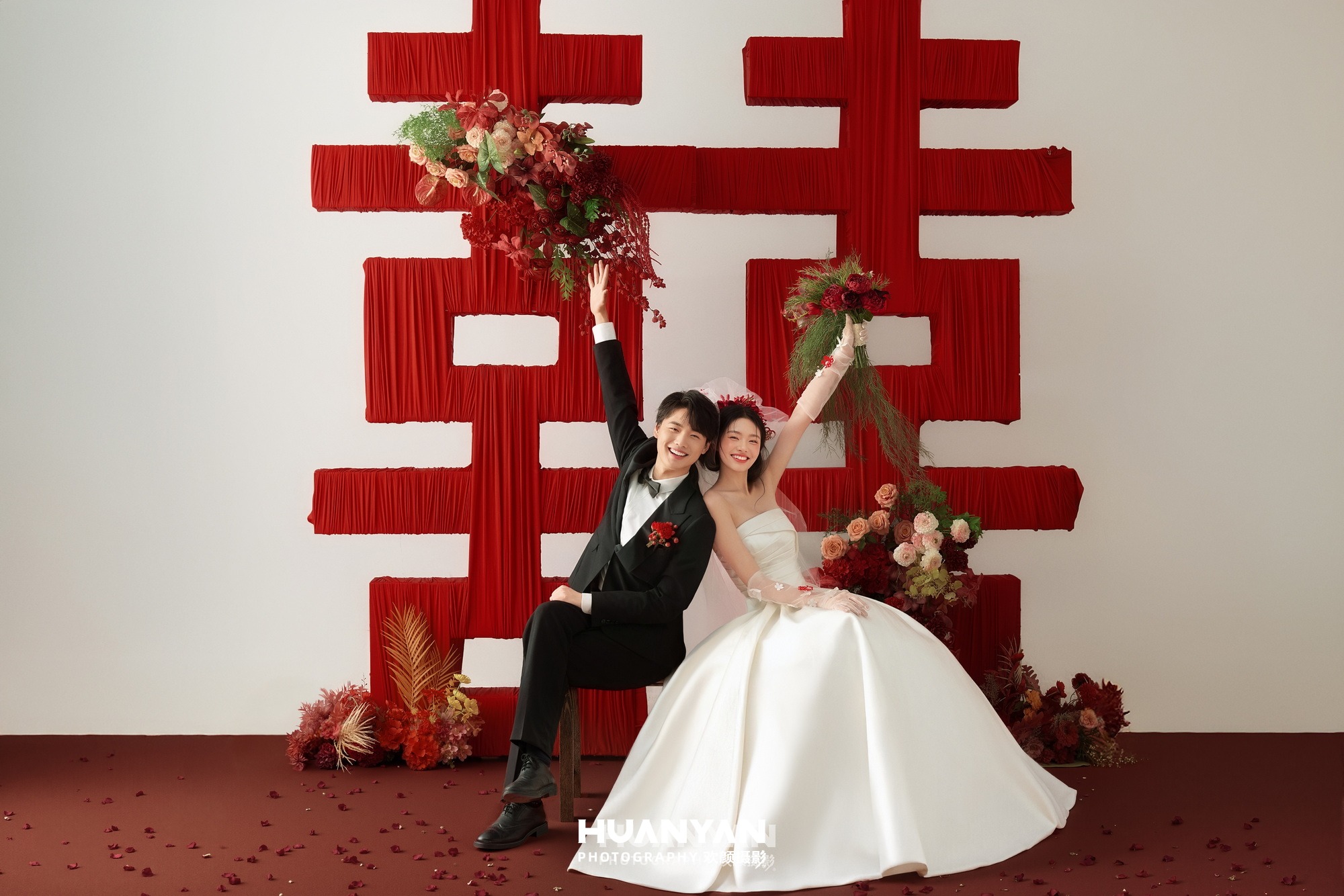 满堂囍事：中式喜嫁婚纱照室内影棚实拍