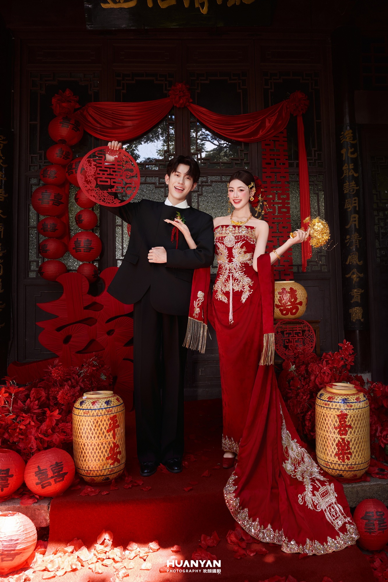 抱囍而归：中式喜嫁婚纱照古镇水乡实拍